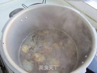 馓子煨牛肉的做法步骤：9