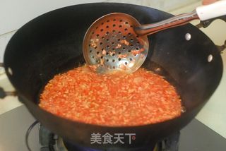 酸香适口、开胃解腻的【酸菜盒子】的做法步骤:6