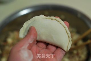 酸香适口、开胃解腻的【酸菜盒子】的做法步骤:18