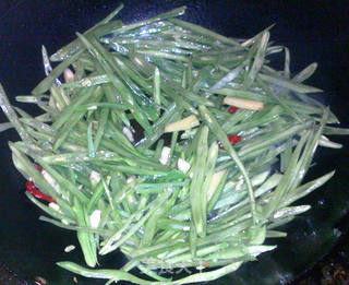 香辣蒜炒芸豆丝的做法步骤:5