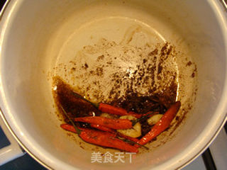 麻辣串串锅的做法步骤:2