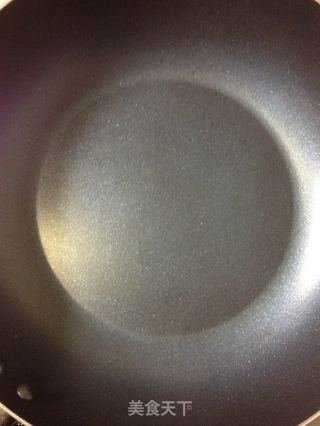 蒜辣花蛤意式黑珍珠面(黑珍珠面,花蛤系列之一)【传统的意式面】新鲜尝的做法步骤:6