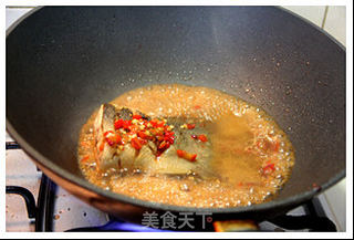 香茅剁椒三文鱼尾的做法步骤:6