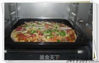 浓郁芝香海陆大战PIZZA的做法步骤:5