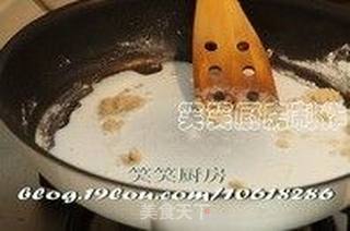 “焗烤芝士肉酱手工年糕”,美味的让自己感动!的做法步骤:2