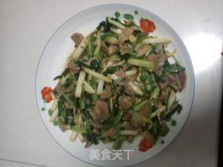 蒜苗炒肉的做法步骤：5
