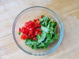 做好吃好看又不一般的饺子——豆浆芹香鸡蛋水饺的做法步骤:18