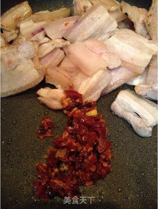 青蒜回锅肉的做法步骤:4