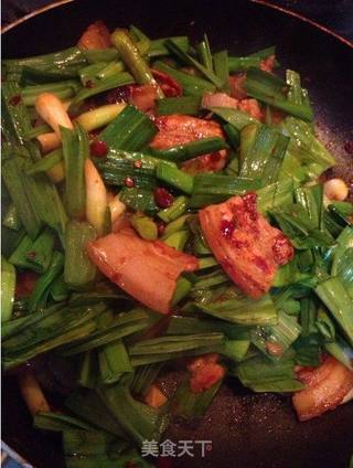 青蒜回锅肉的做法步骤:6