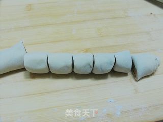 做给宝贝的可爱主食——迷你奶香豆沙卷的做法步骤:7