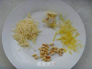 清新浓郁---自制意大利青酱Pesto的做法步骤:2