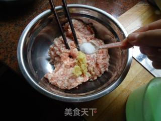 【酸汤馄饨】---附：简单快捷零失误馄饨包法的做法步骤：3
