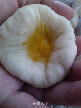 松软中种菠萝包的做法步骤:3