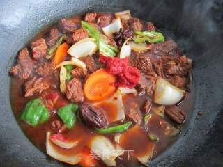 红烧牛肉的做法步骤:11