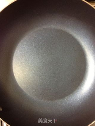蒜香炒饭(炒饭系列之一)【传统的炒饭】新鲜尝的做法步骤:4