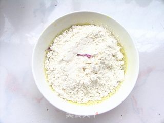 早餐报道——【做不一般的蛋饼】紫甘兰保健蛋饼的做法步骤:3