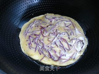 早餐报道——【做不一般的蛋饼】紫甘兰保健蛋饼的做法步骤:9