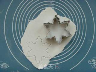 冬之精灵---翻糖雪花饼干的做法步骤:8