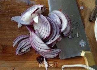 几个要点做出汤汁红亮味道浓郁的——番茄牛肉的做法步骤:4
