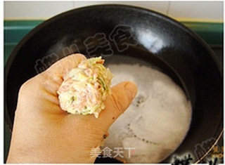 团团圆圆青萝卜猪肉粉条炸丸子【蝶儿惹火年菜】的做法步骤:13