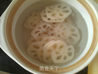 凉拌酸甜藕片的做法步骤:5