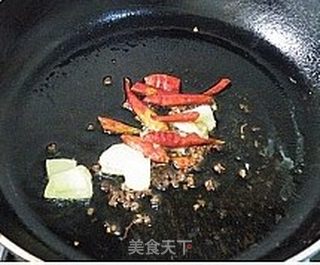 咸辣适中有嚼头的炒鸡做法-------干煸鸡的做法步骤:5