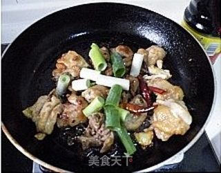 咸辣适中有嚼头的炒鸡做法-------干煸鸡的做法步骤:8