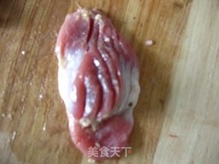 物美价廉亮丽菜------菊花鸡胗的做法步骤:3