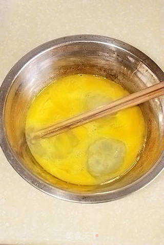 小银鱼炒鸡蛋的做法步骤:5