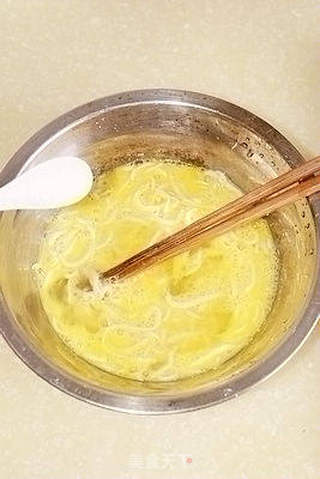 小银鱼炒鸡蛋的做法步骤:7
