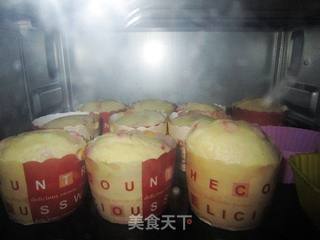 草莓酸奶马芬的做法步骤:9