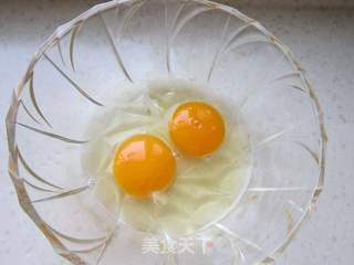十分钟的营养早餐——鸡蛋火腿夹饼的做法步骤:2