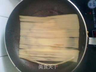 简易烤冷面的做法步骤:3