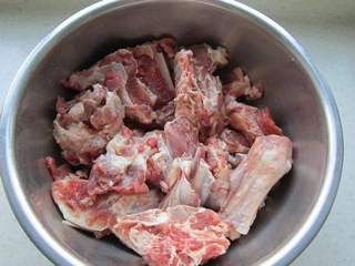 恰玛古清炖羊肉的做法步骤:2