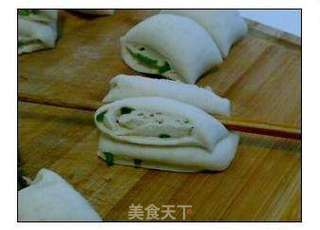 花卷的详细图解的做法步骤:8
