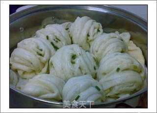 花卷的详细图解的做法步骤:12