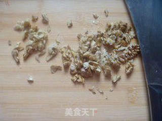 芝麻核桃糕的做法步骤:4