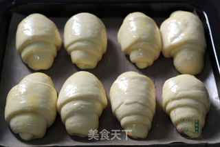 经典黄油卷的做法步骤:7