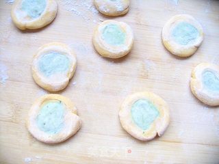 缤纷好滋味——翡翠黄金北极虾烧麦的做法步骤:18
