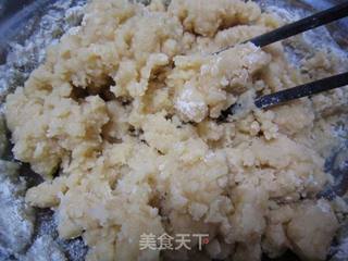 简单易做,酥得掉渣的花生酥的做法步骤:4