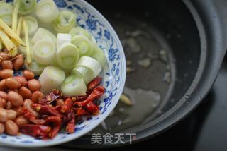 如何打造“小荔枝口味”的【宫保鸡丁】的做法步骤:11