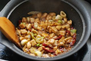 如何打造“小荔枝口味”的【宫保鸡丁】的做法步骤:15