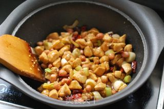 如何打造“小荔枝口味”的【宫保鸡丁】的做法步骤:17