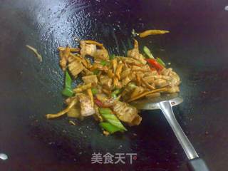 沙茶酱萝卜干炒肉的做法步骤:8