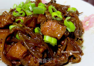 必不可少过年菜:猪肉炖粉条的做法步骤:11