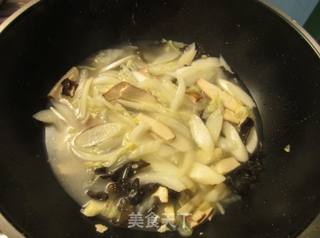 鲜蔬麦疙瘩汤的做法步骤:7