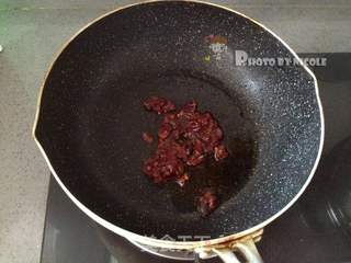 油辣白萝卜条的做法步骤:5