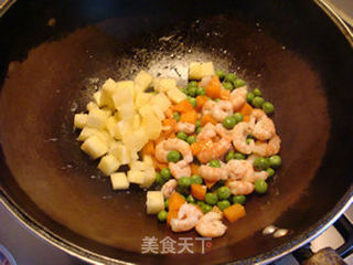 甜虾菠萝饭的做法步骤:8