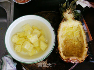 甜虾菠萝饭的做法步骤:2