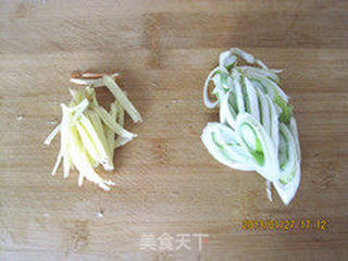 家常菜------清炒茭瓜的做法步骤：3